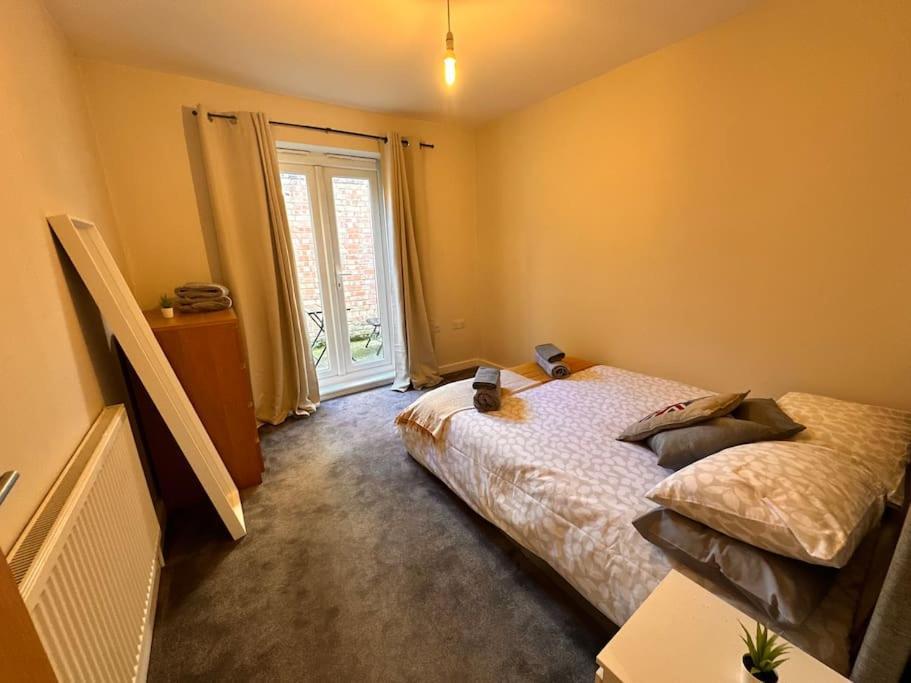 2 Bedroom Apartment In Se13 London Eksteriør billede